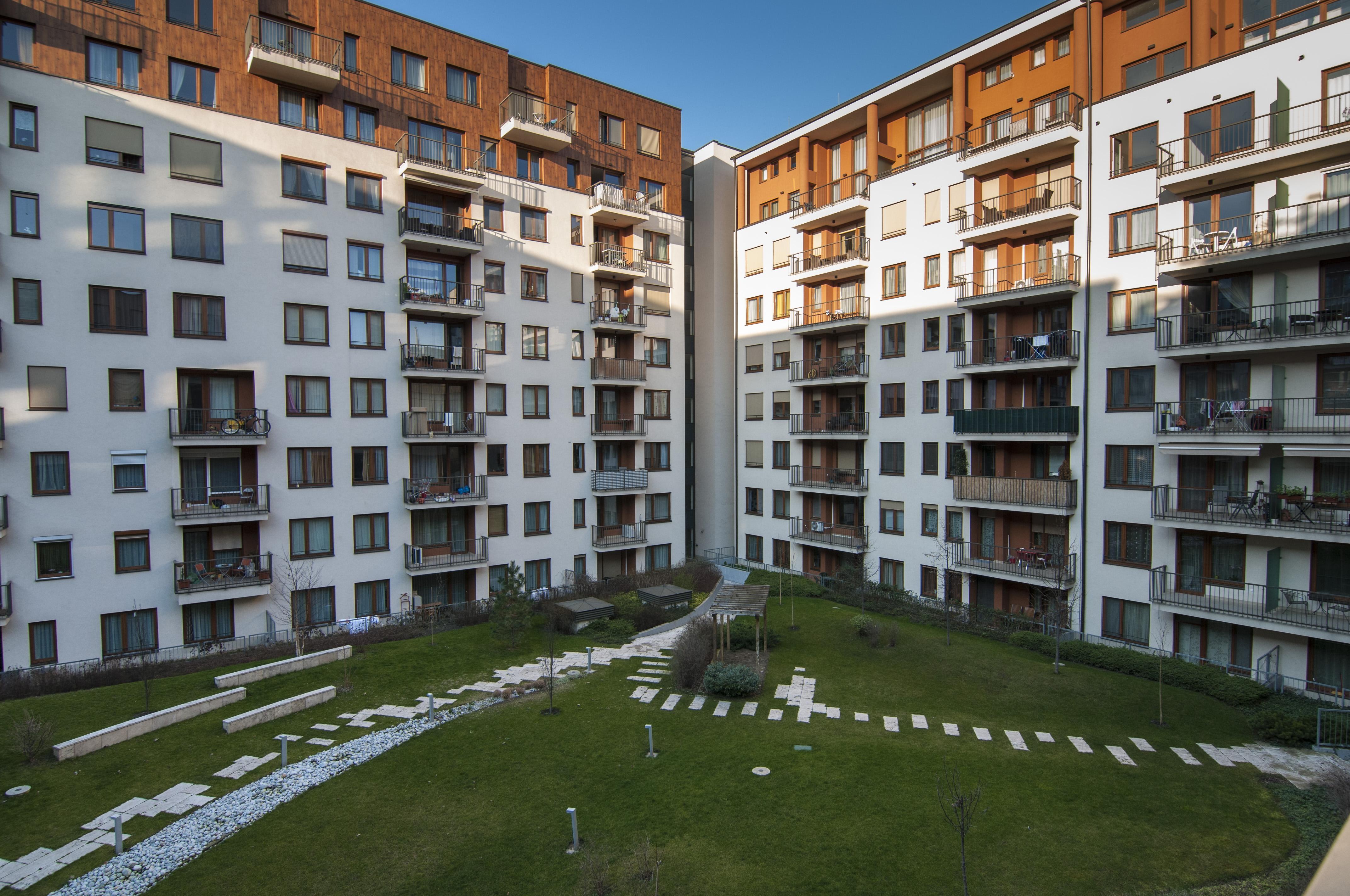 Corvin Center Suites Budapest Ngoại thất bức ảnh