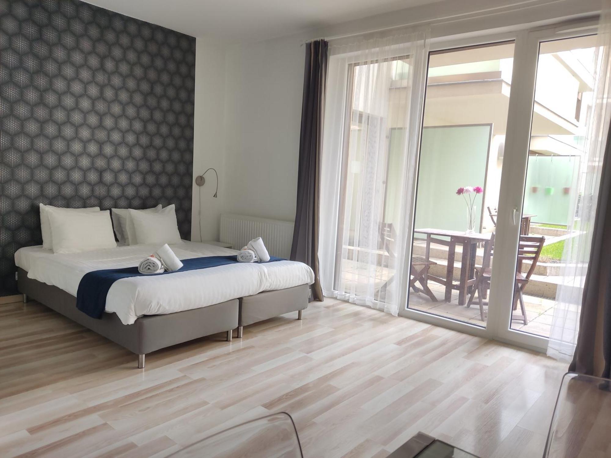 Corvin Center Suites Budapest Ngoại thất bức ảnh