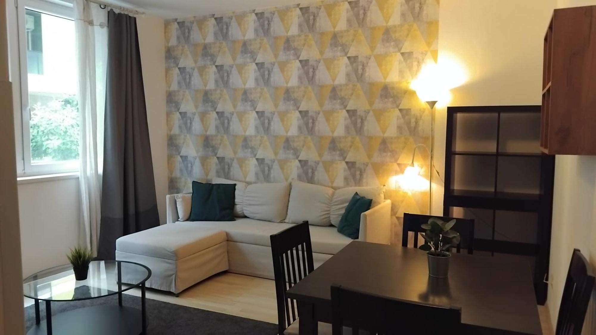Corvin Center Suites Budapest Ngoại thất bức ảnh